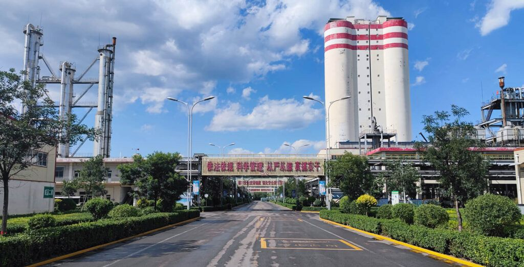 Urea tower