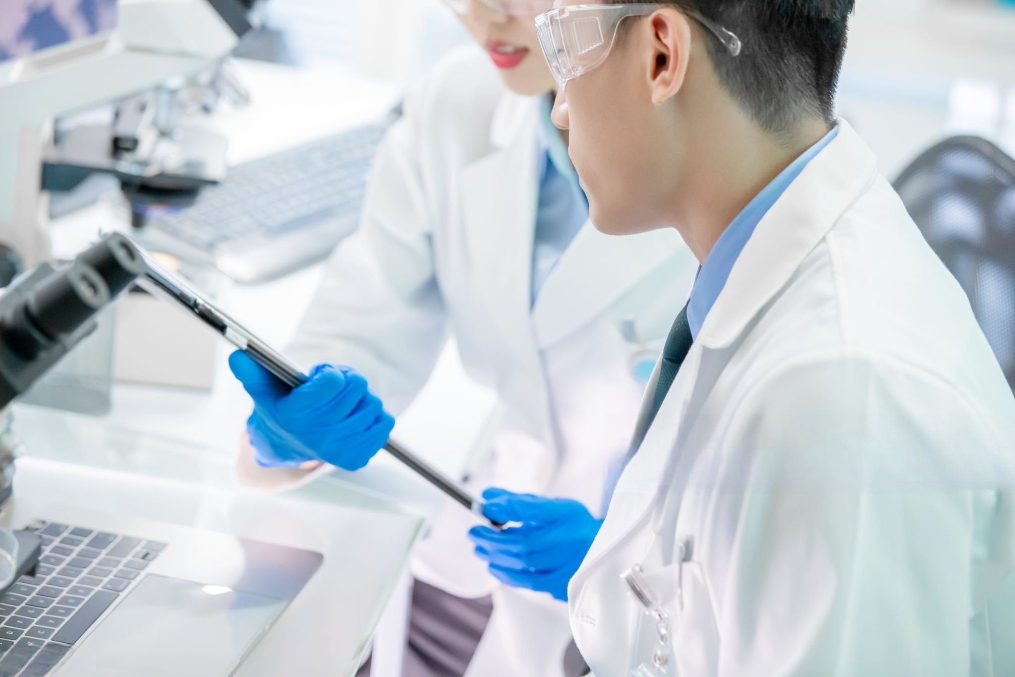 technical team discussing LAB data